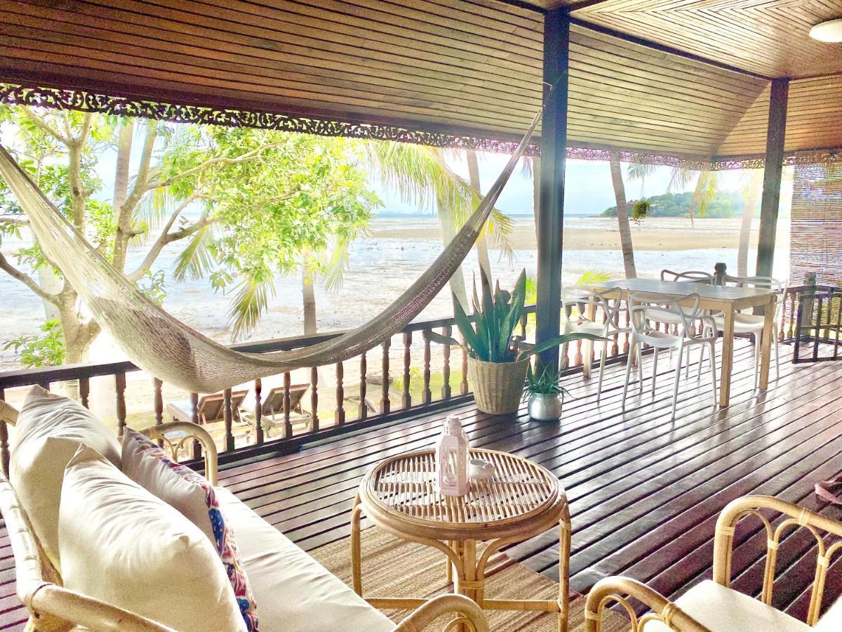 Hin Kong Sunset Front House סריתאנו